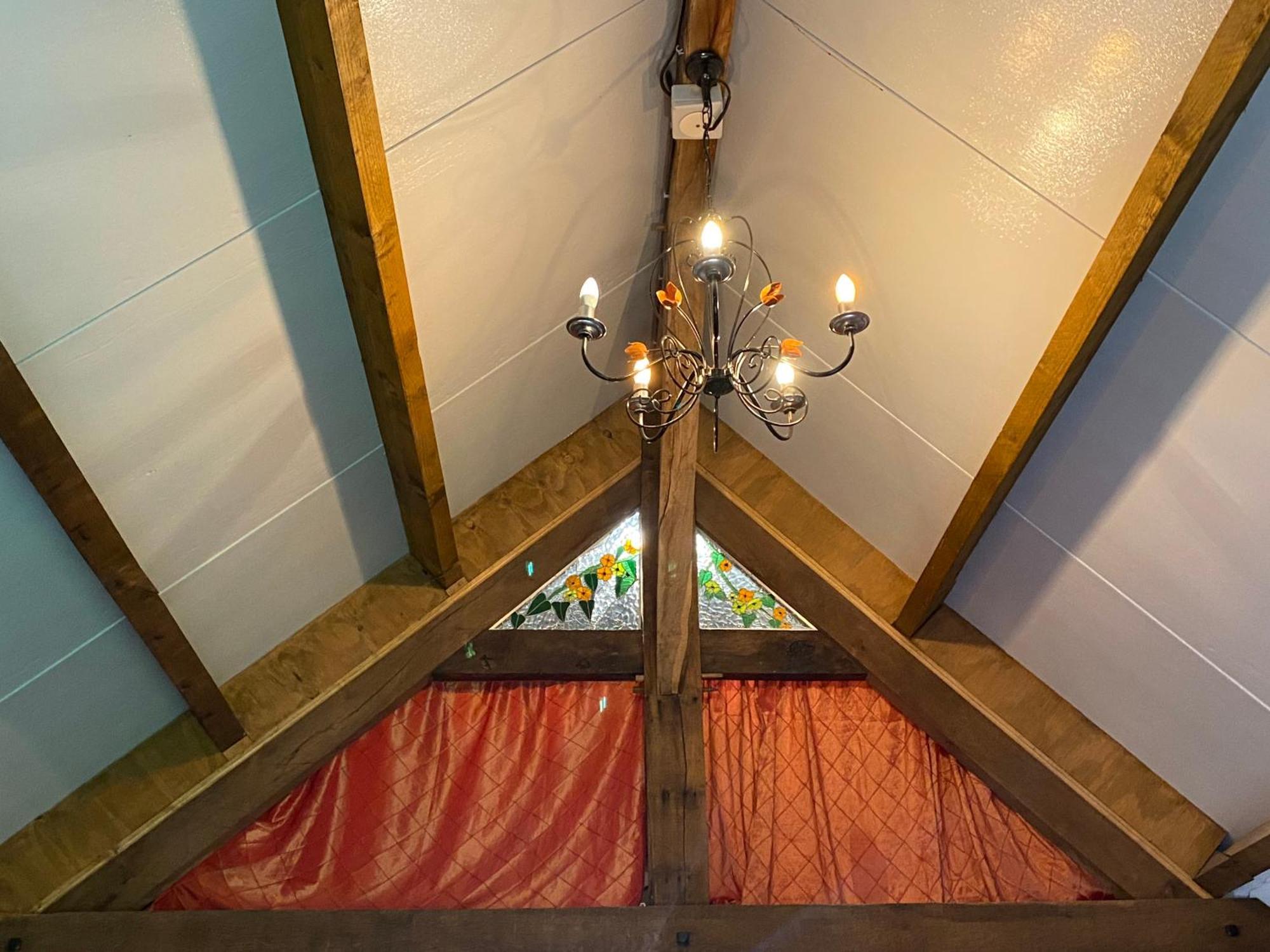 Spacious, Rustic Studio Space For 2 Persons Saint-Cyr-du-Bailleul Esterno foto